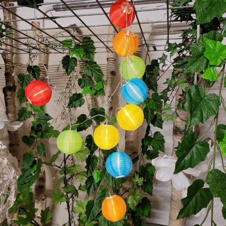 LED Solar-Lichterkette mit 10  farbigenNylon Balls